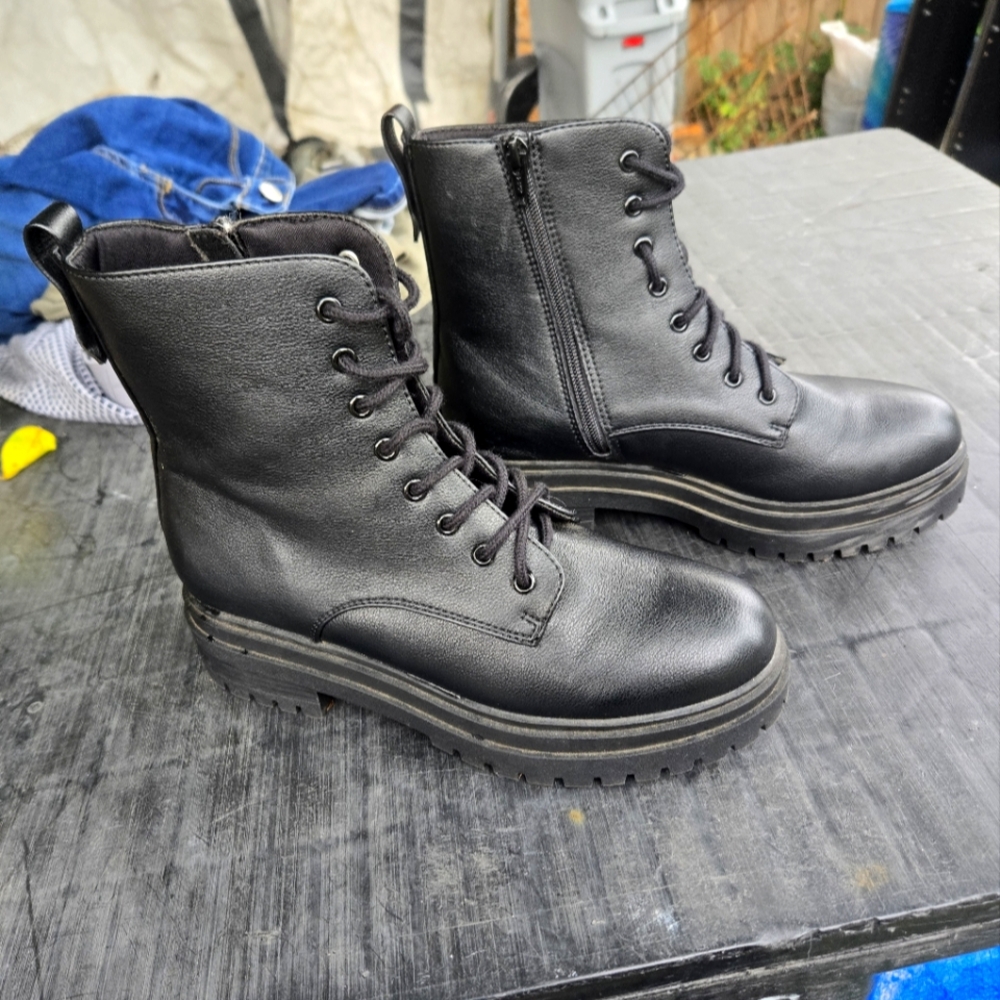 Kohl's Black Faux Leather Boots